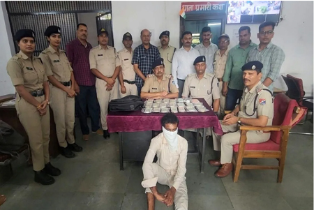 ट्रेन में नींद लगते ही 10 लाख से भरा बैग गायब, 200 CCTV खंगालकर GRP ने किया खुलासा