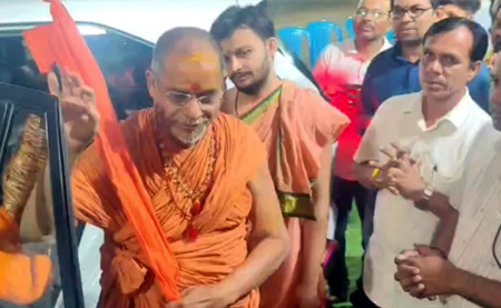 राम मंदिर चंदा चोरी मामले में जगद्गुरु शंकराचार्य का बड़ा बयान, धर्मांतरण पर दी ये चेतावनी