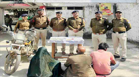 तंत्र-मंत्र और झाड़फूक से इलाज का दिया झांसा: फिर परिवार को डराकर लुटे लाखों के गहने और रकम